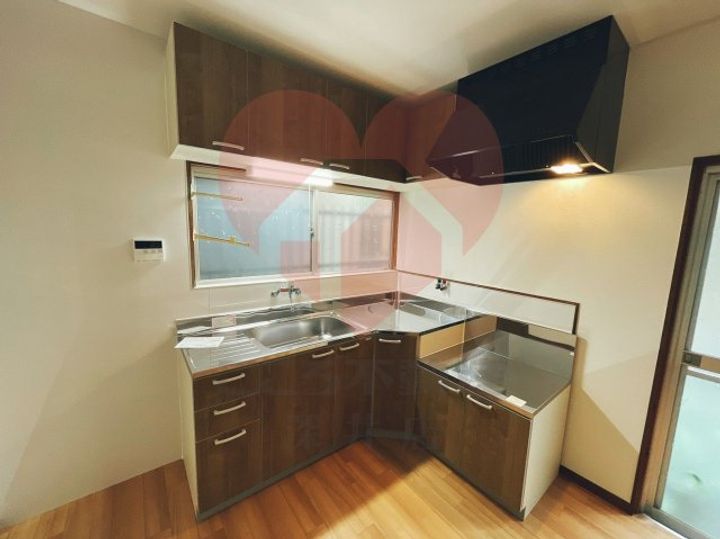 大阪府堺市堺区北旅籠町西3(一戸建)の賃貸物件のキッチン