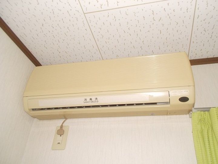 アースウエルの内装