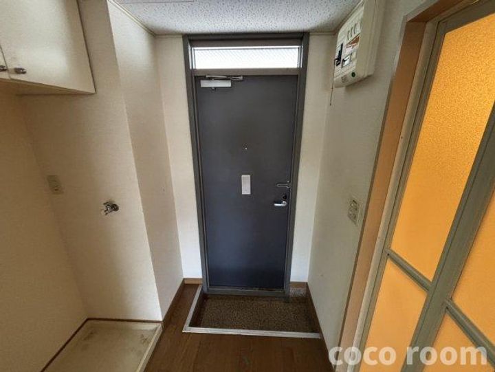 静岡県島田市野田(アパート)の賃貸物件の玄関