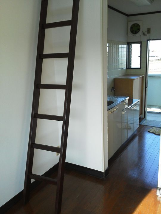 クレスト石岡A棟の居間