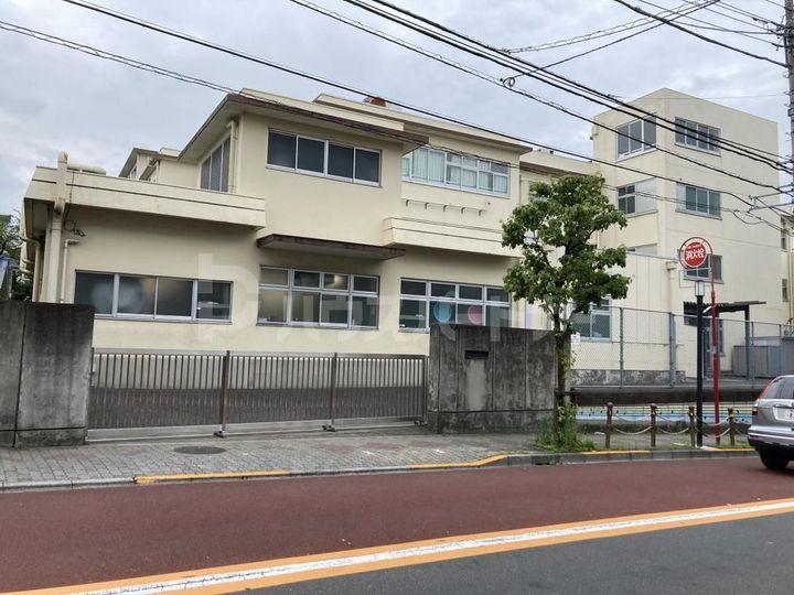 モダンラフォンテ高島平Aの周辺