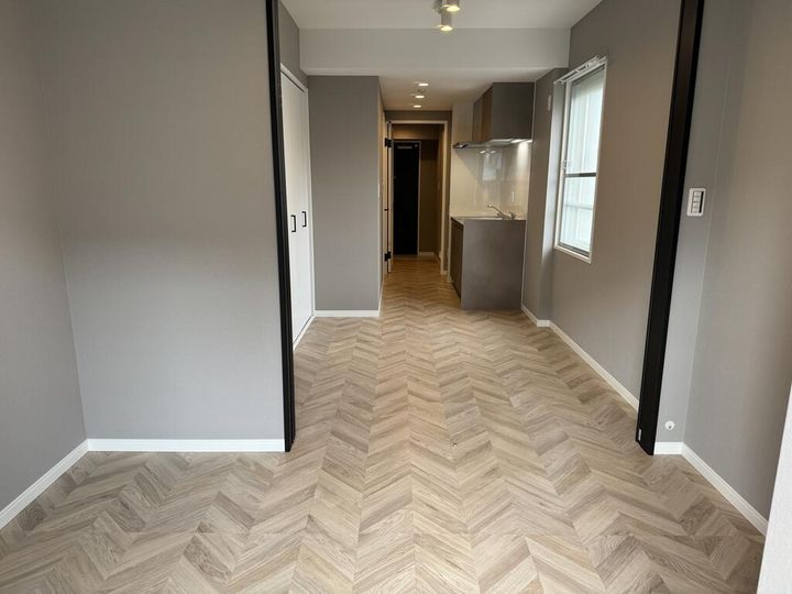 インプルーブ三宮イーストの内装