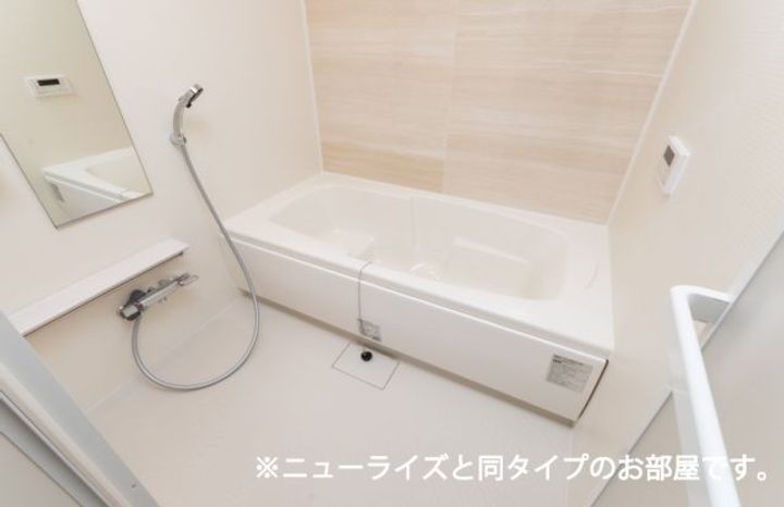 ポルトボヌールIIIの風呂