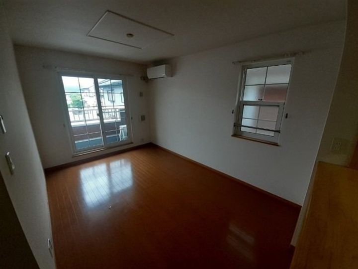 カーサ はぴねすBの居間