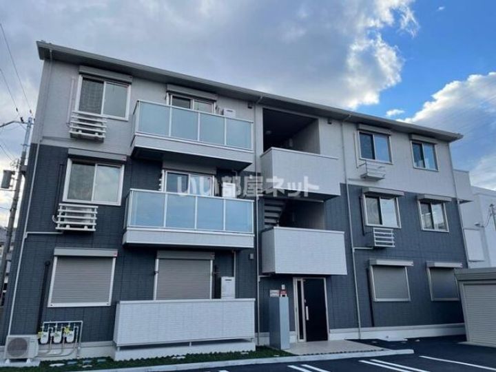 滋賀県栗東市岡(アパート)の賃貸物件の外観