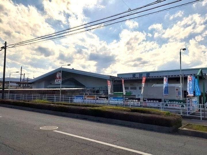 アンジェリック Hの周辺