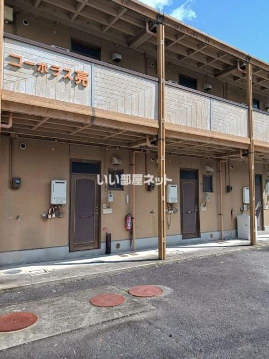 コーポラス亮の地図