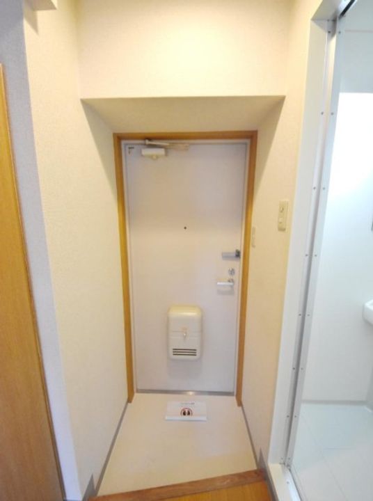 東京都中央区東日本橋2(マンション)の賃貸物件の玄関