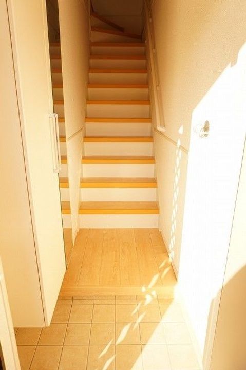 エンジェル・コートMY Iの玄関