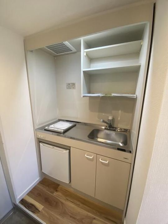 神奈川県横浜市旭区白根2(アパート)の賃貸物件の内装