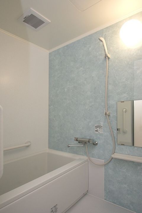 神奈川県藤沢市片瀬1(一戸建)の賃貸物件の風呂