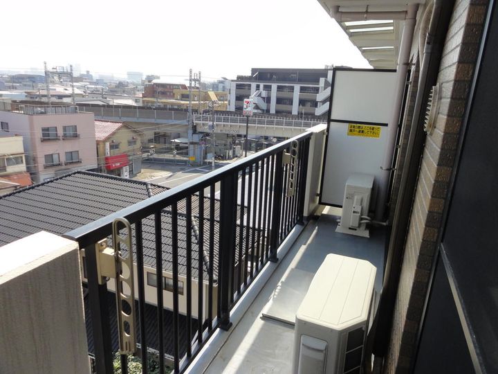 アークヒルズの内装