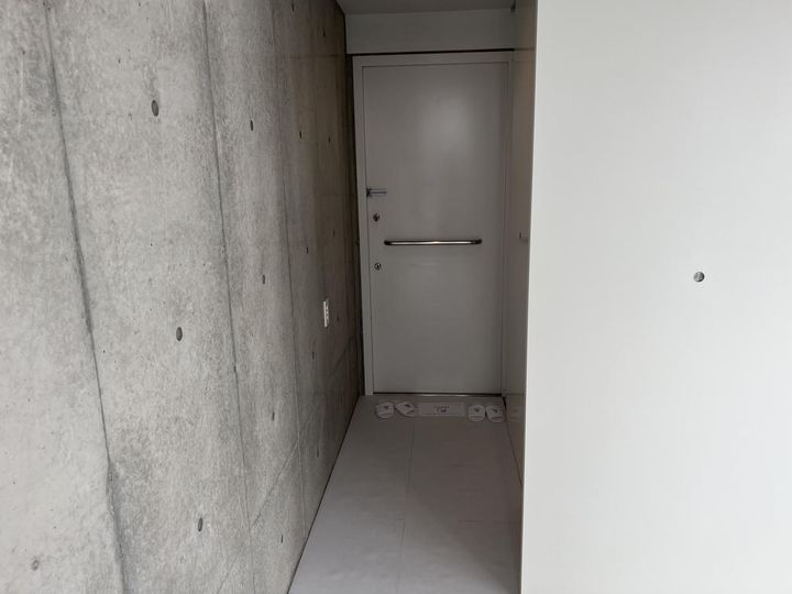 イソラ中目黒の玄関