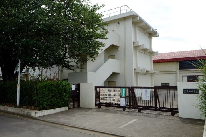 ハマコートの周辺