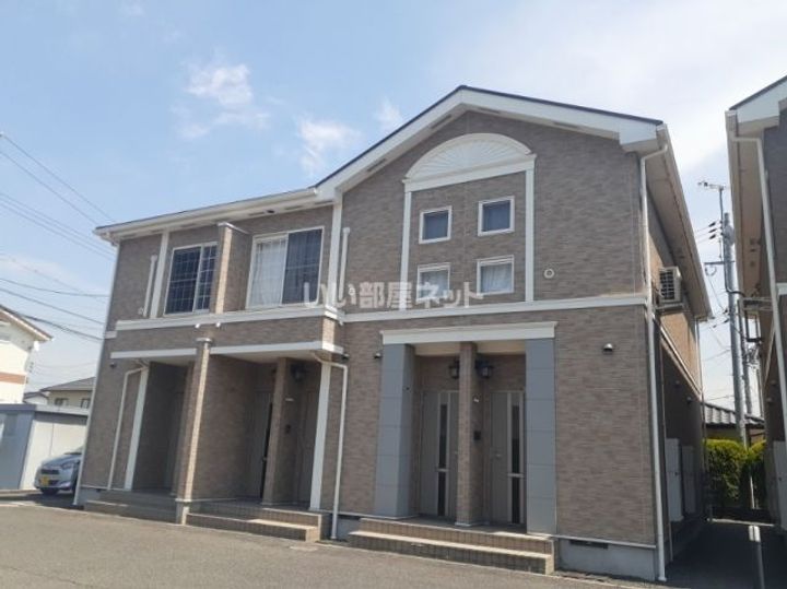 レフィナードAの外観