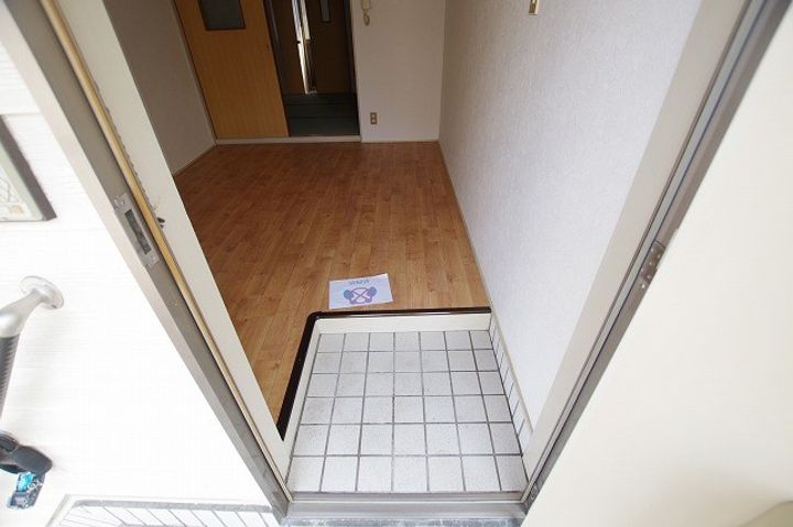 交野ハイツの玄関