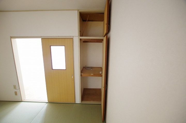 交野ハイツの内装