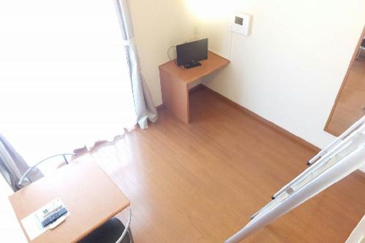 レオパレスアピテAの居間