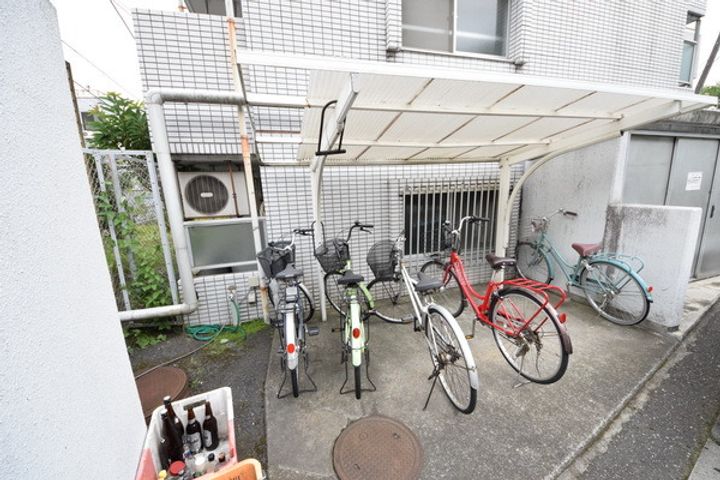 東京都八王子市中野山王2(マンション)の賃貸物件の地図