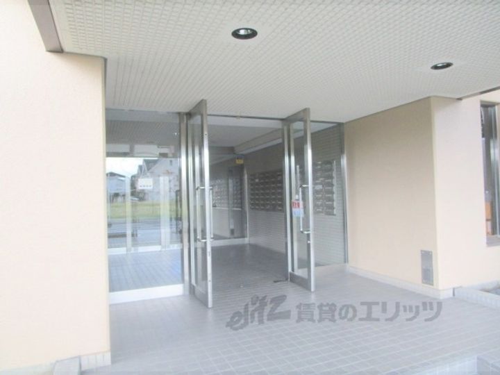 ベルヴィ草津の地図