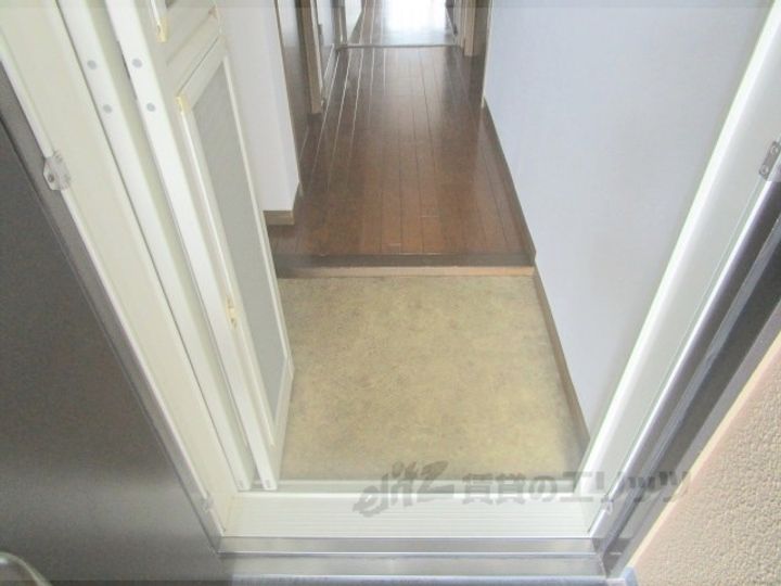 ベルヴィ草津の玄関