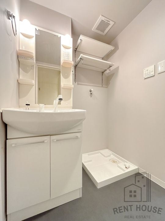 Willet’s 鳳の内装