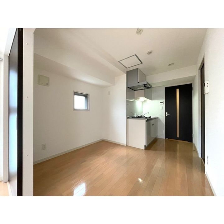 東京都新宿区山吹町(マンション)の賃貸物件の居間