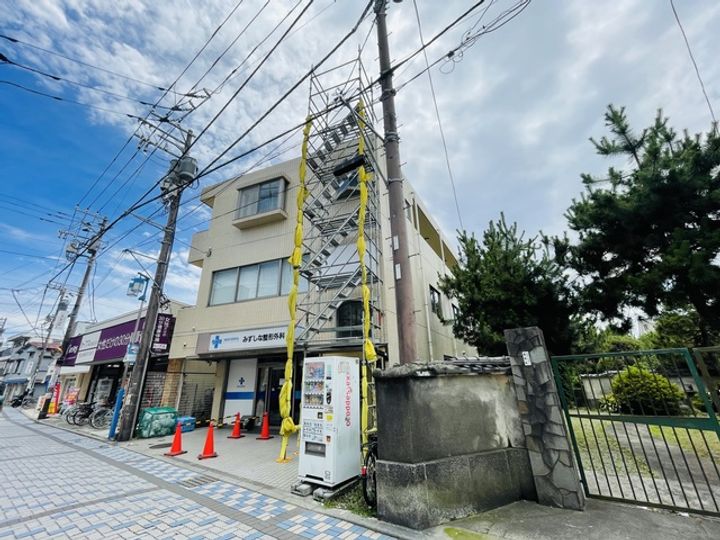 鵠沼原田ビルの外観