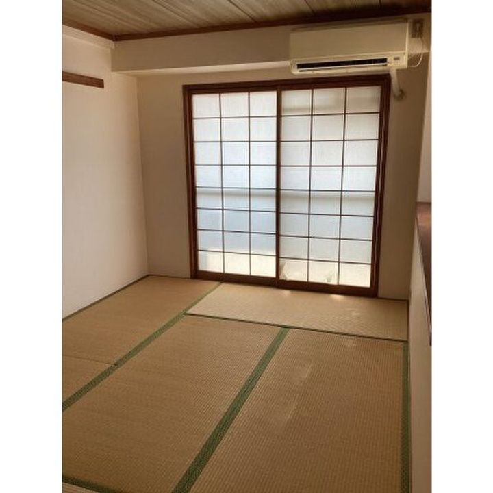 三旺マンション第10名東 501号室の内装