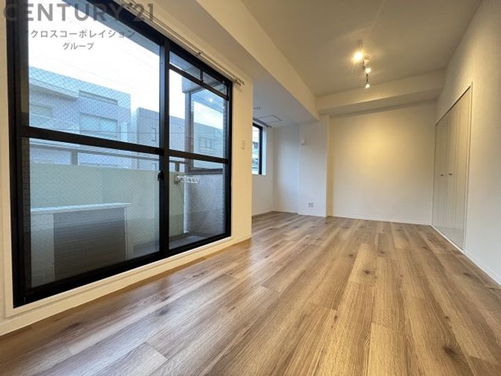 プルーズ塚口の居間