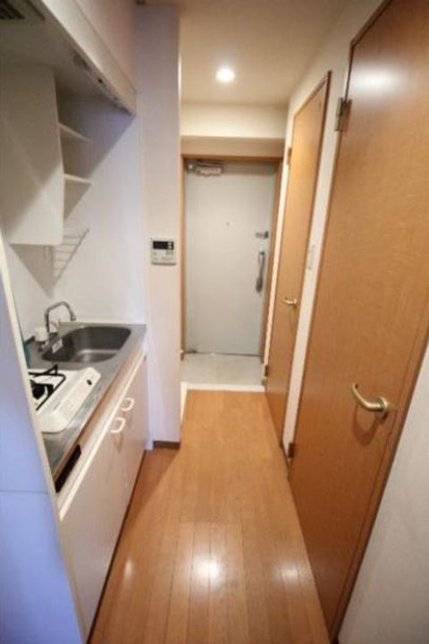 TRビルディングの玄関