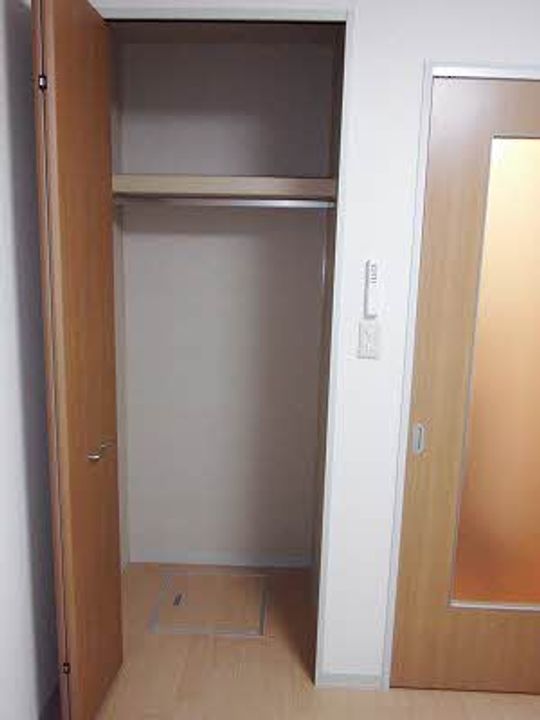 新潟県長岡市古正寺2(アパート)の賃貸物件の内装