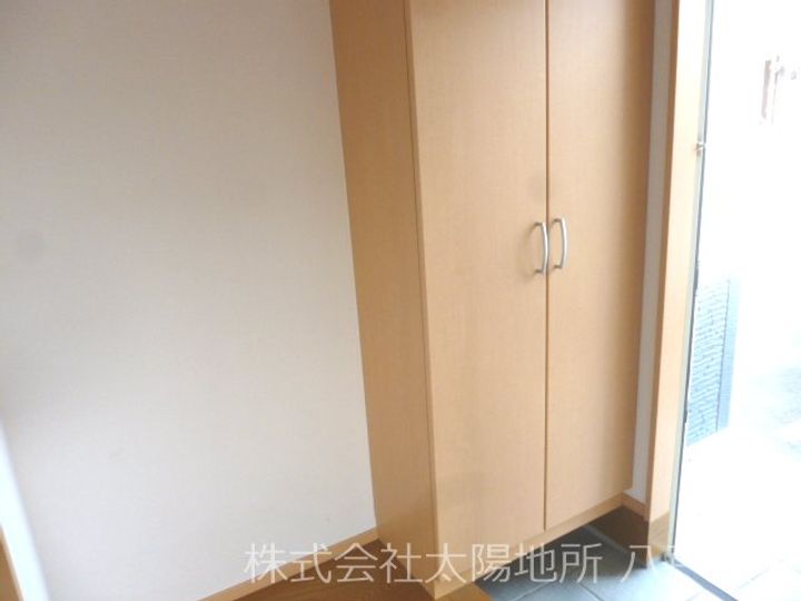 青森県八戸市長苗代2(一戸建)の賃貸物件の玄関