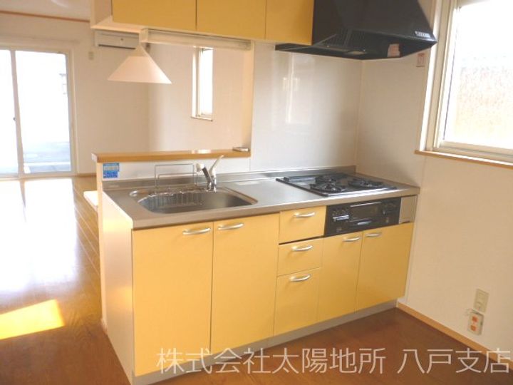 青森県八戸市長苗代2(一戸建)の賃貸物件のキッチン