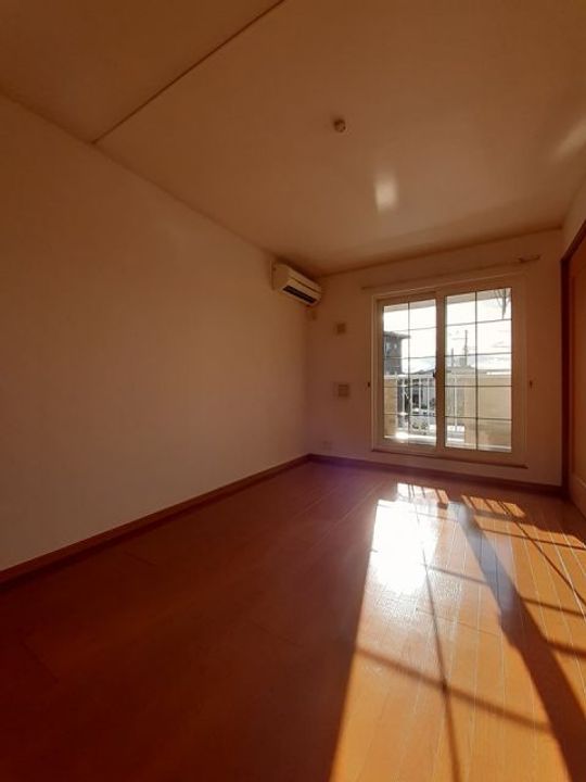 新潟県新潟市秋葉区古津(アパート)の賃貸物件の居間