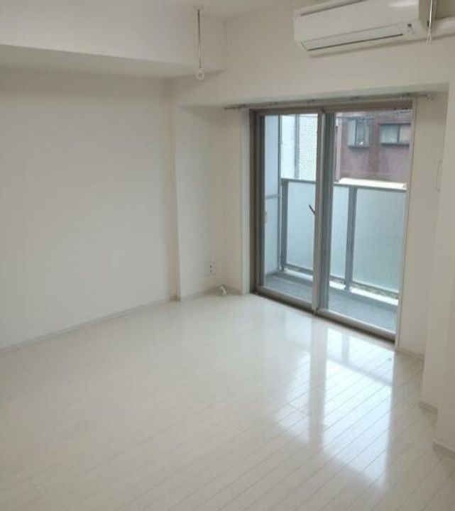 東京都台東区三ノ輪1(マンション)の賃貸物件の居間