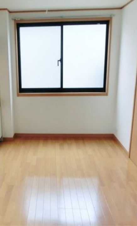 東京都中野区南台1(マンション)の賃貸物件の居間