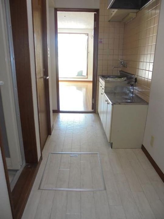 アネックス中台の玄関