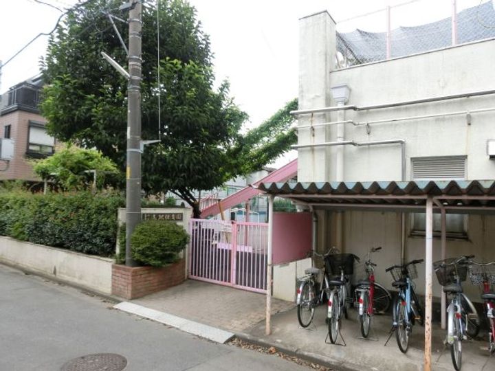コーポラスタカヤの周辺