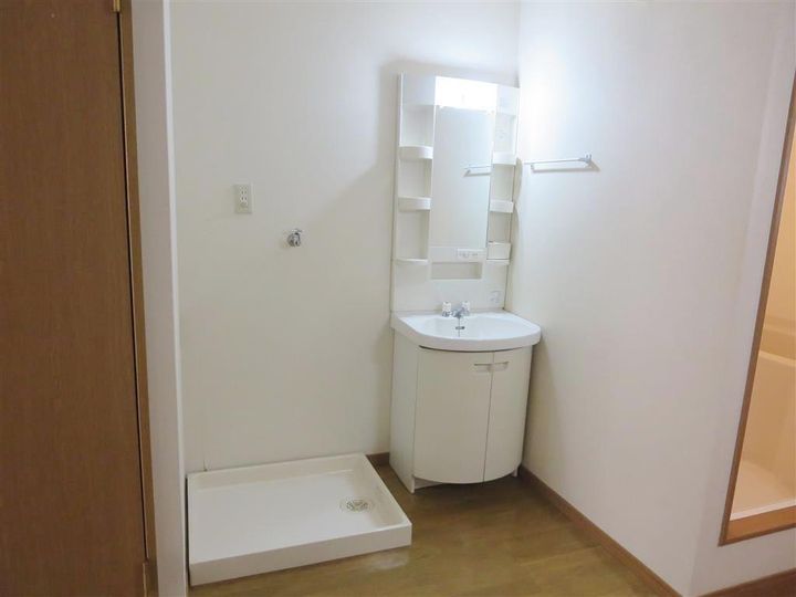 本小路oneの内装