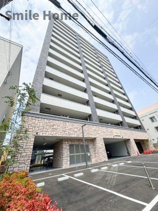 プレジオ帝塚山の外観