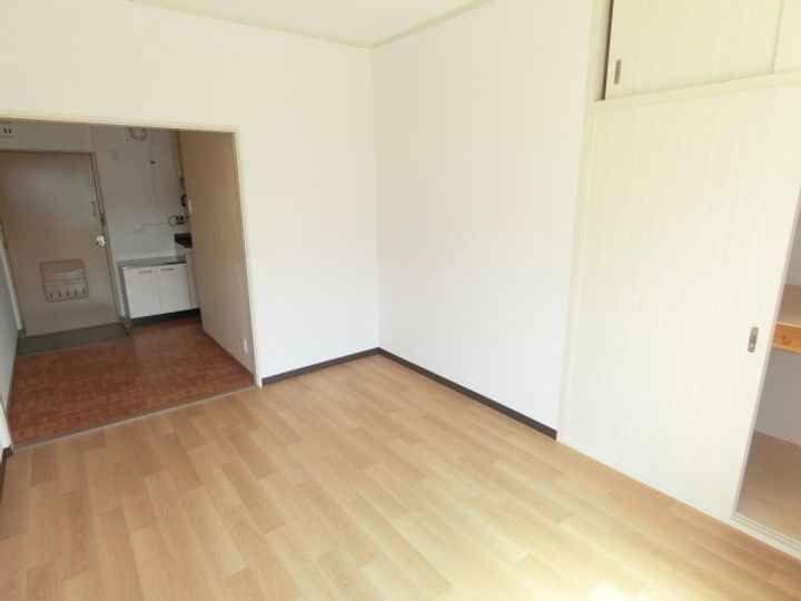 兵庫県西宮市甲子園七番町(マンション)の賃貸物件の居間