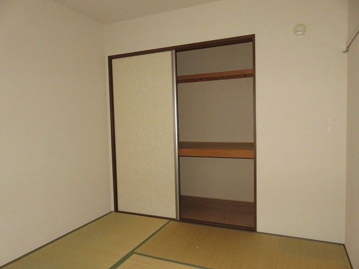 ラフィーネ高玉Aの内装