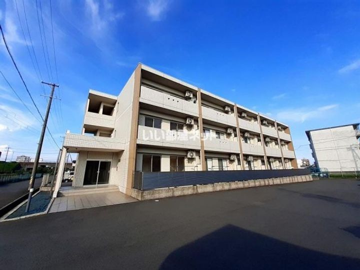 三重県鈴鹿市桜島町5(マンション)の賃貸物件の外観
