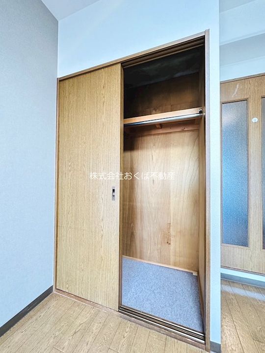 スフィンクス喜元ビルの内装