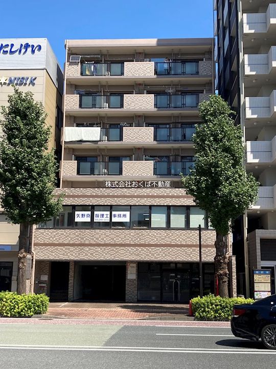 スフィンクス喜元ビルの外観