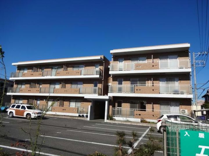 静岡県裾野市茶畑(マンション)の賃貸物件の地図