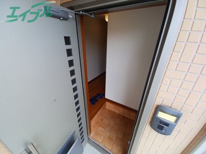 ウィル・シンシアの玄関