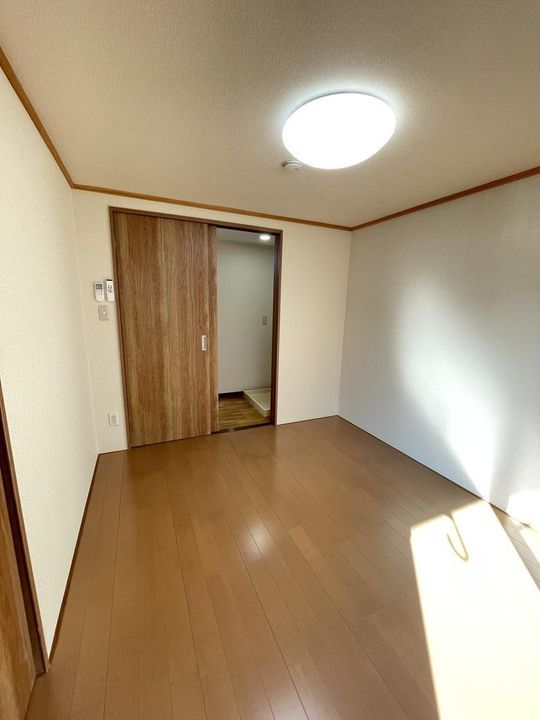 東京都世田谷区新町1(マンション)の賃貸物件の居間