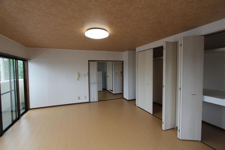 SY大手町の居間